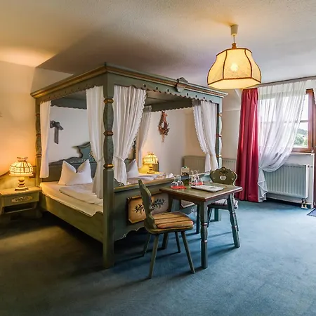 Hotel Berggasthof & Kranich *